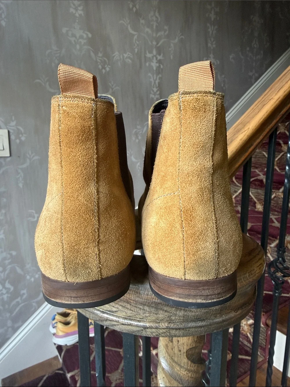 The Rail men’s Chelsea boot size 12 good condition. euro 42